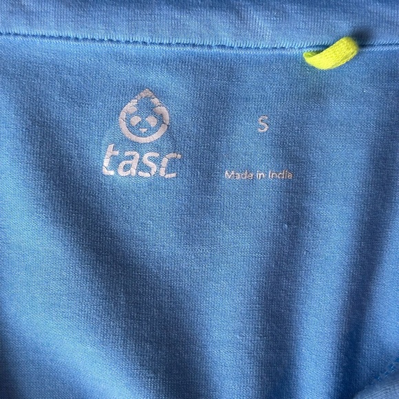 TASC Performance 1/4 Zip Pullover Activewear Women’s Small Blue - Picture 4 of 8